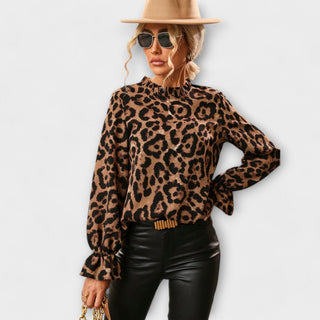 Kayla | Blusa de leopardo con cuello plisado