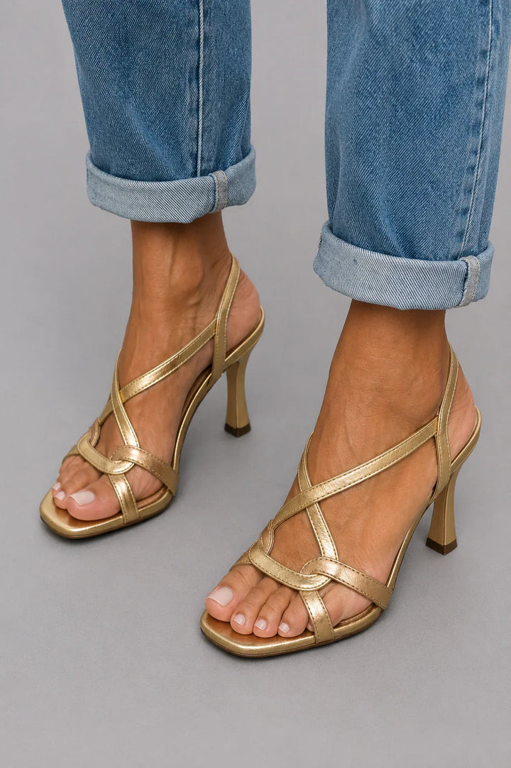 Filomena | Sandalias doradas de verano