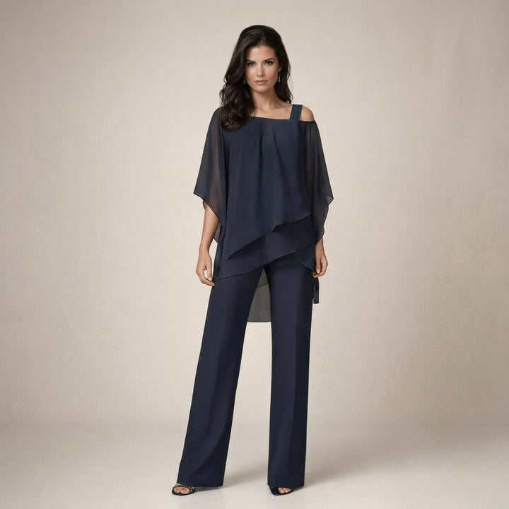 Rosalía | Conjunto con blusa de capas