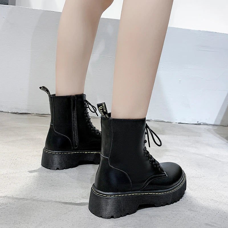 Dominga | Botas altas estilo punk
