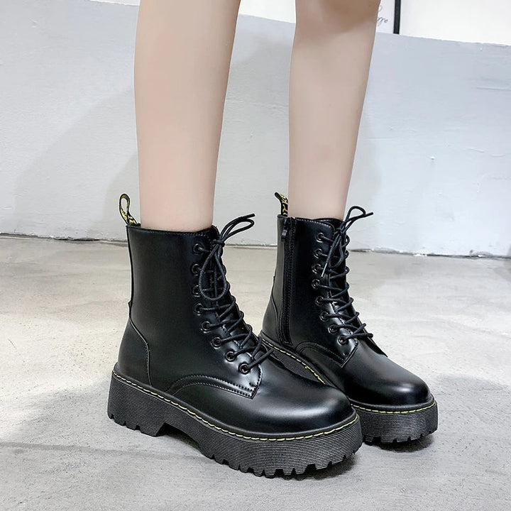 Dominga | Botas altas estilo punk