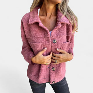 Kristýna | Chaqueta corta con solapas