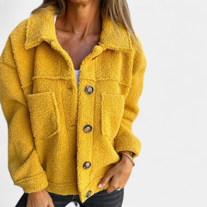 Kristýna | Chaqueta corta con solapas