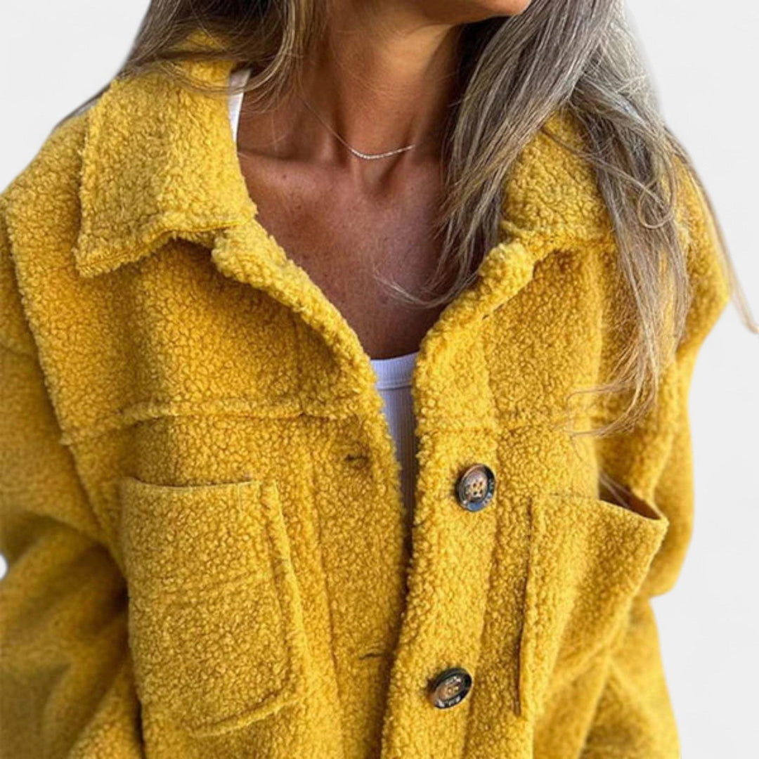Kristýna | Chaqueta corta con solapas