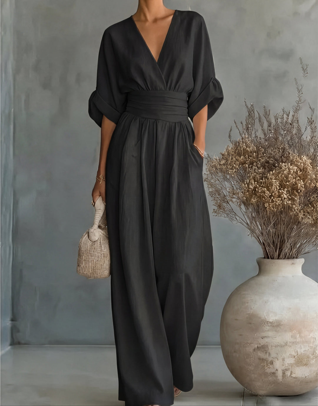 Aitana | Mono elegante de pierna ancha con cuello cruzado