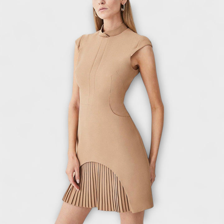 Elowen | Vestido corto patchwork de cuello alto
