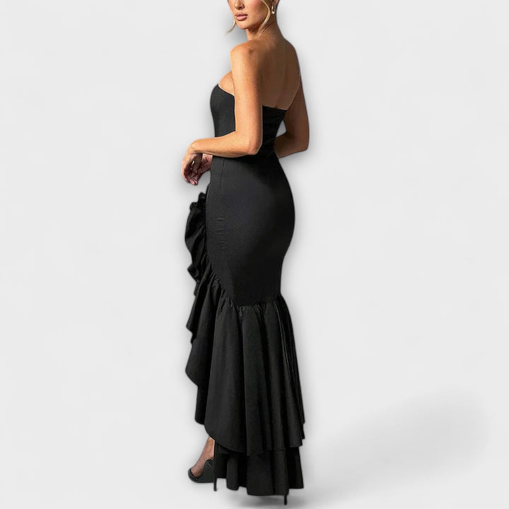 Zuri | Vestido maxi de hombros descubiertos asimétrico