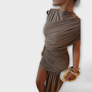 Penélope | Vestido ajustado con volantes